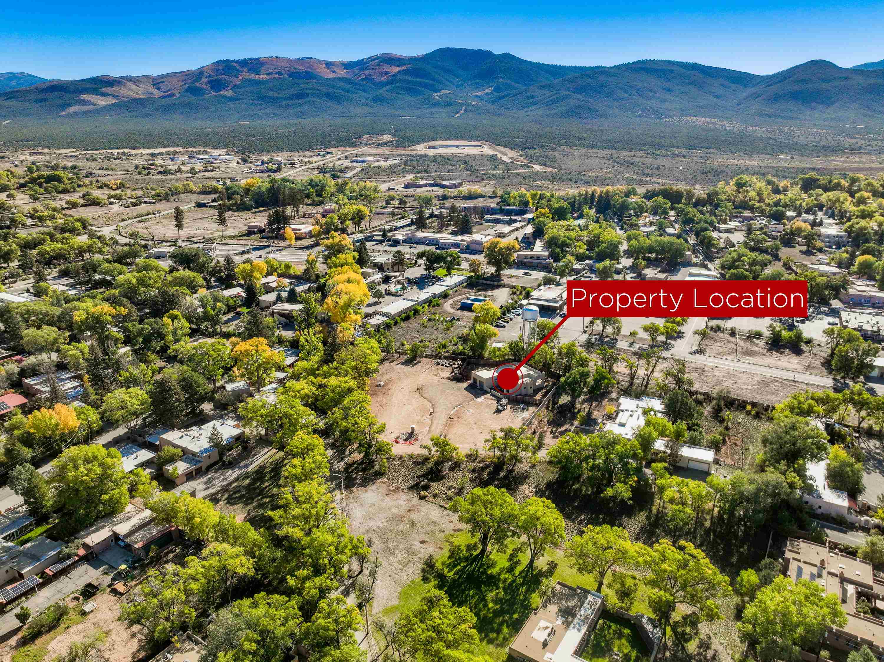 Taos, New Mexico 87571, United States, 3 Bedrooms Bedrooms, ,3 BathroomsBathrooms,Residential,Active,224219