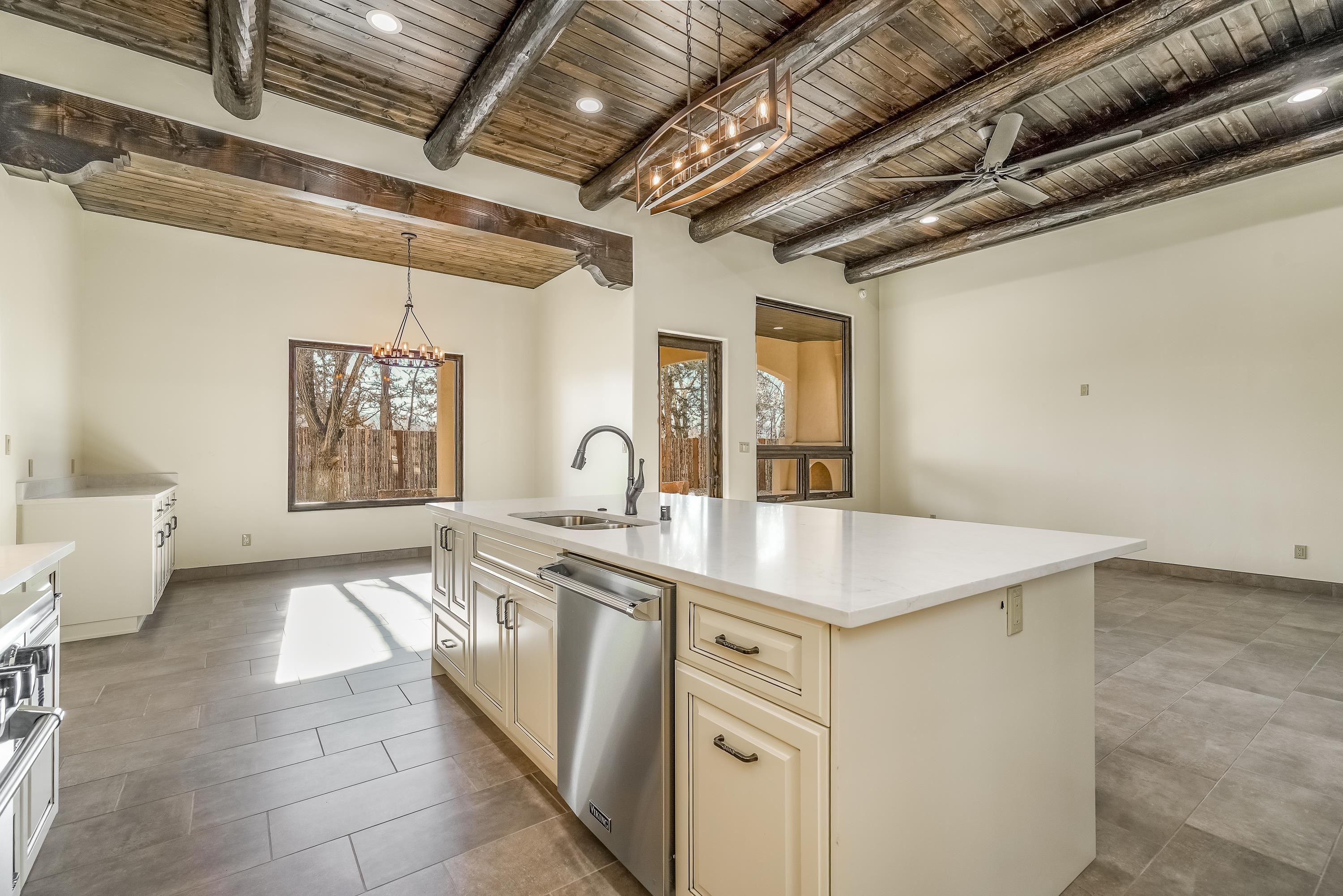 Taos, New Mexico 87571, United States, 3 Bedrooms Bedrooms, ,3 BathroomsBathrooms,Residential,Active,224219