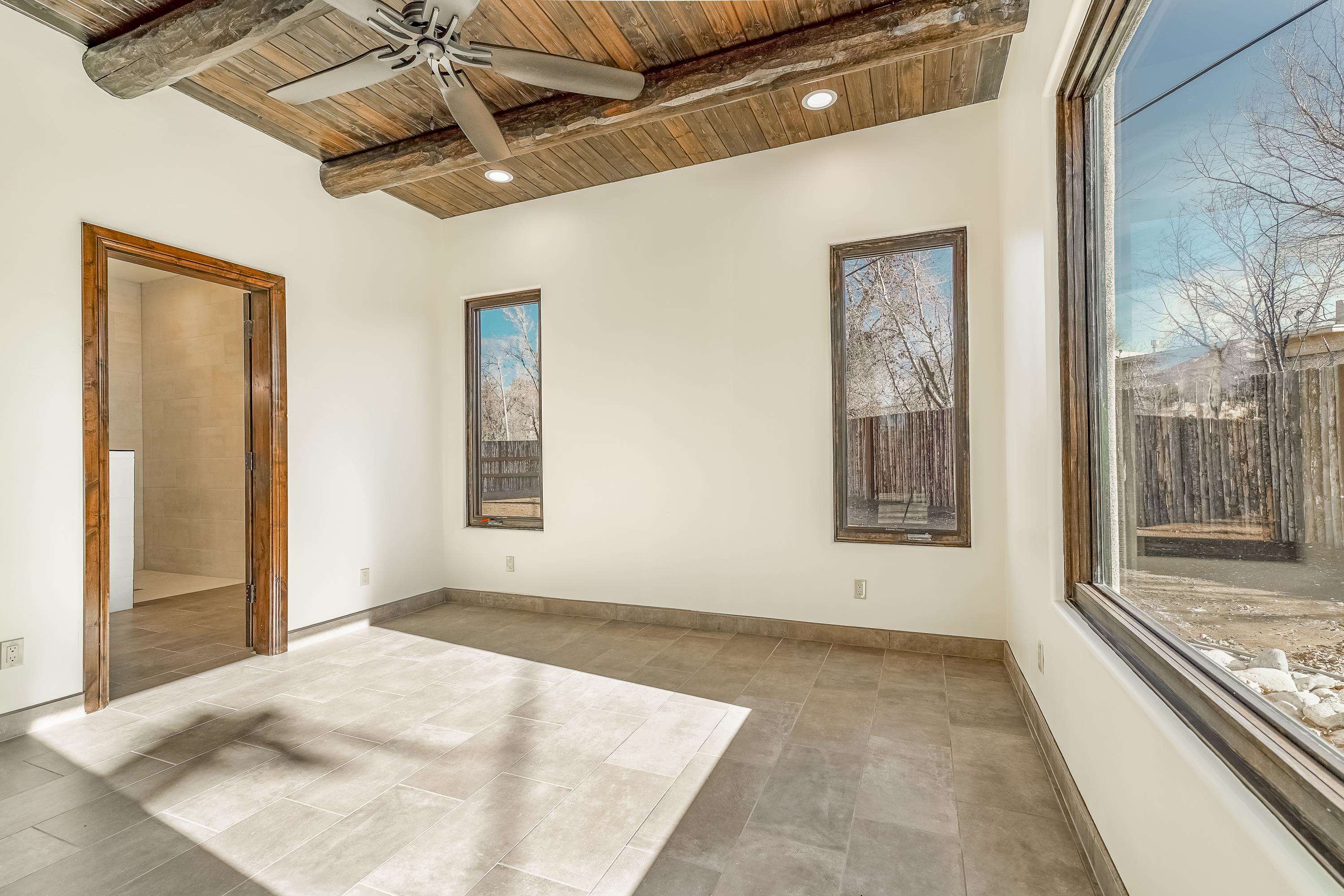 Taos, New Mexico 87571, United States, 3 Bedrooms Bedrooms, ,3 BathroomsBathrooms,Residential,Active,224219