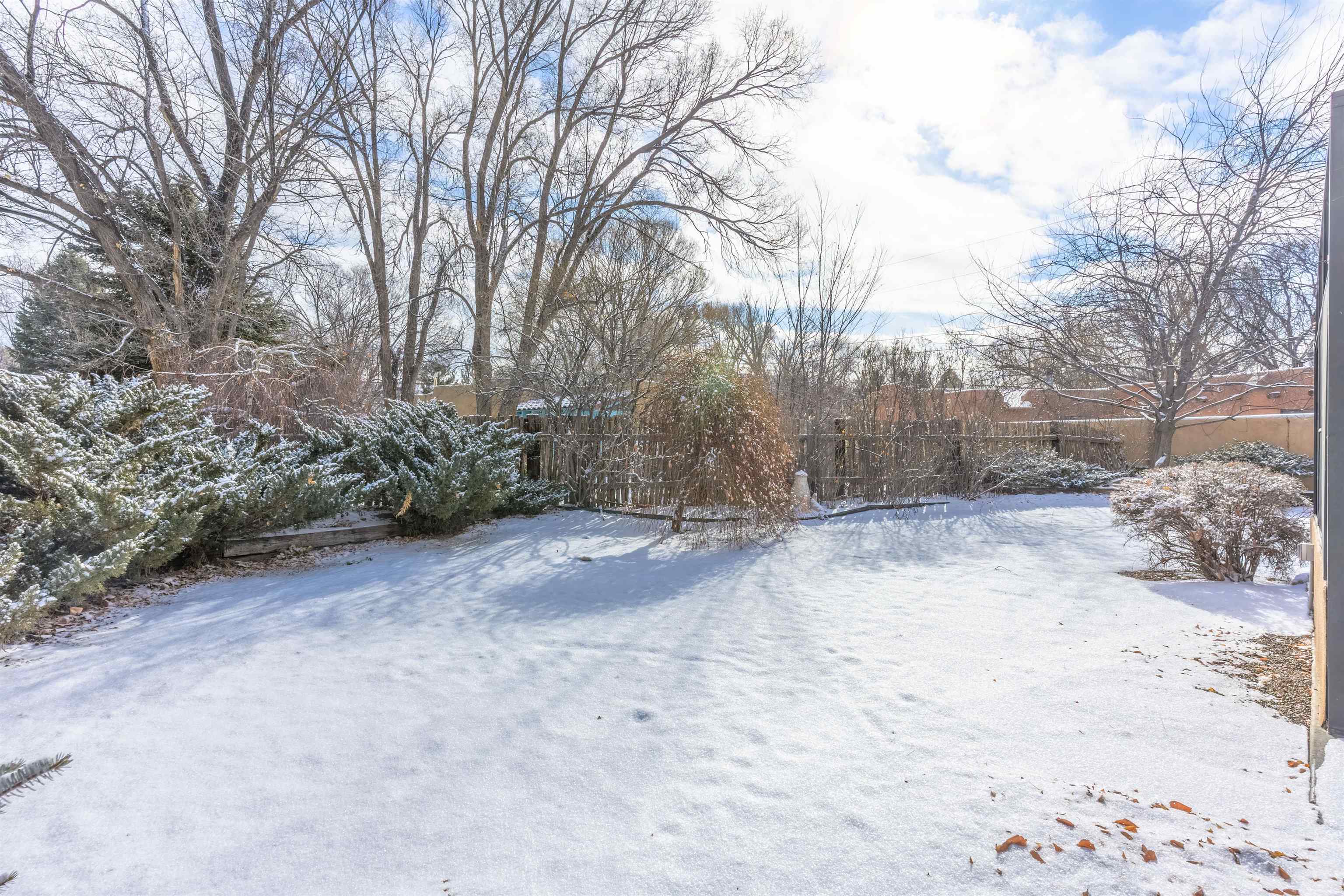 327 Santistevan Lane, Taos, New Mexico image 31