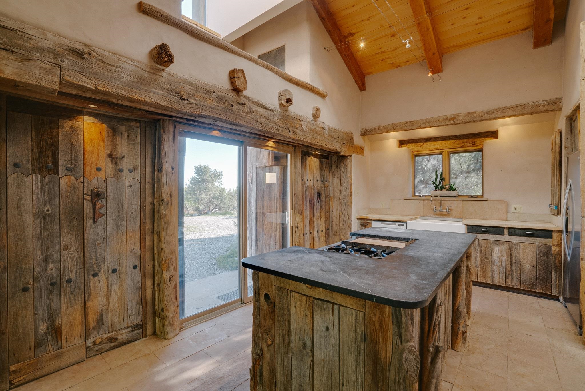 26 La Canada Rd, Arroyo Seco, New Mexico image 12