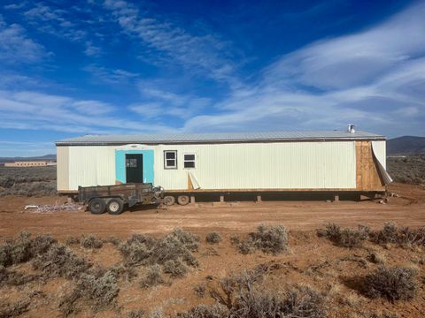 Homes For Sale - 19 Joel Rd<br/> Ranchos de Taos, NM 87557