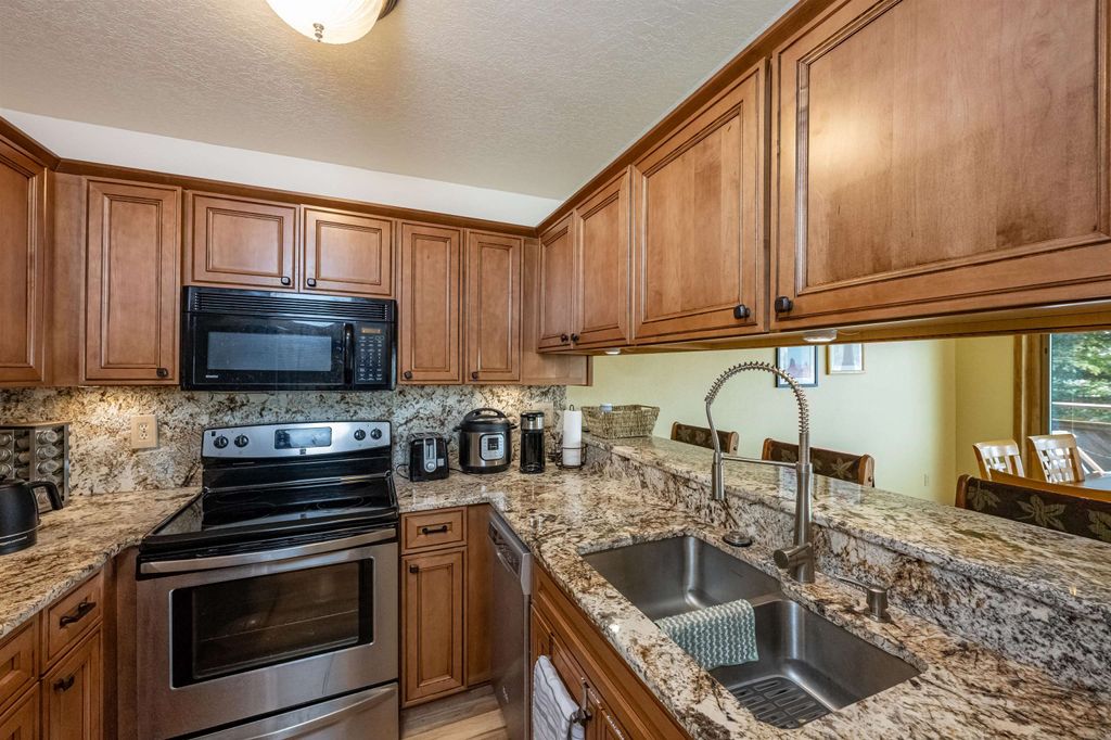 Photo of 11 Mammoth Mountain Rd 7 #7, Angel Fire, NM 87710 (MLS # 114508)