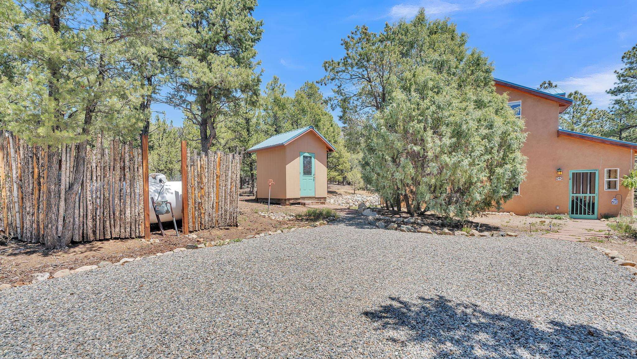 9 Dutchs Road, Valdez, New Mexico image 2