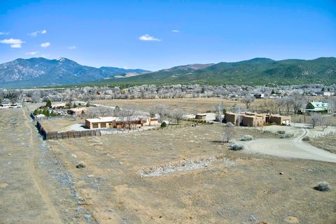 Vacant Land For Sale - LOT 5 Los Pandos Estates<br/> Taos, NM 87571