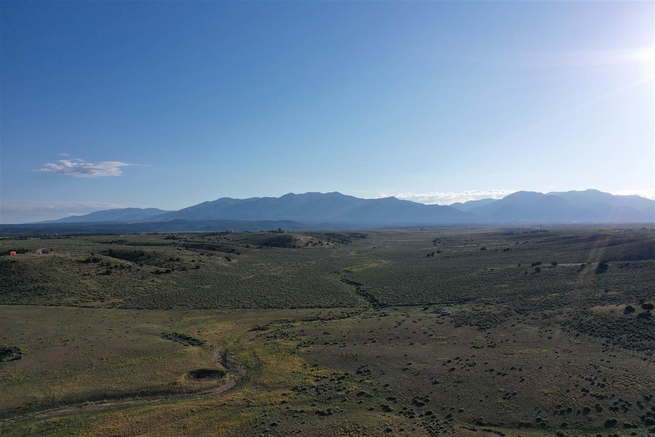 1 B Calle Feliberto Way, Taos, New Mexico image 8