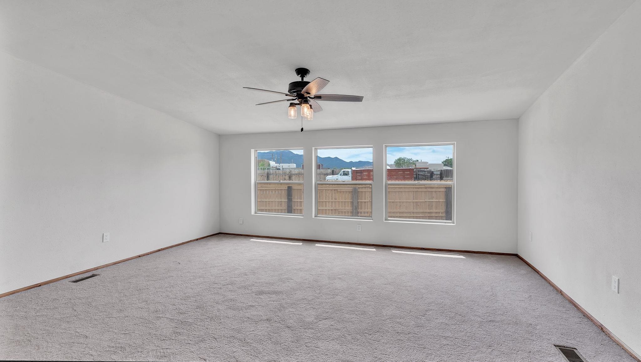16 Medina Lane, Ranchos de Taos, New Mexico image 16