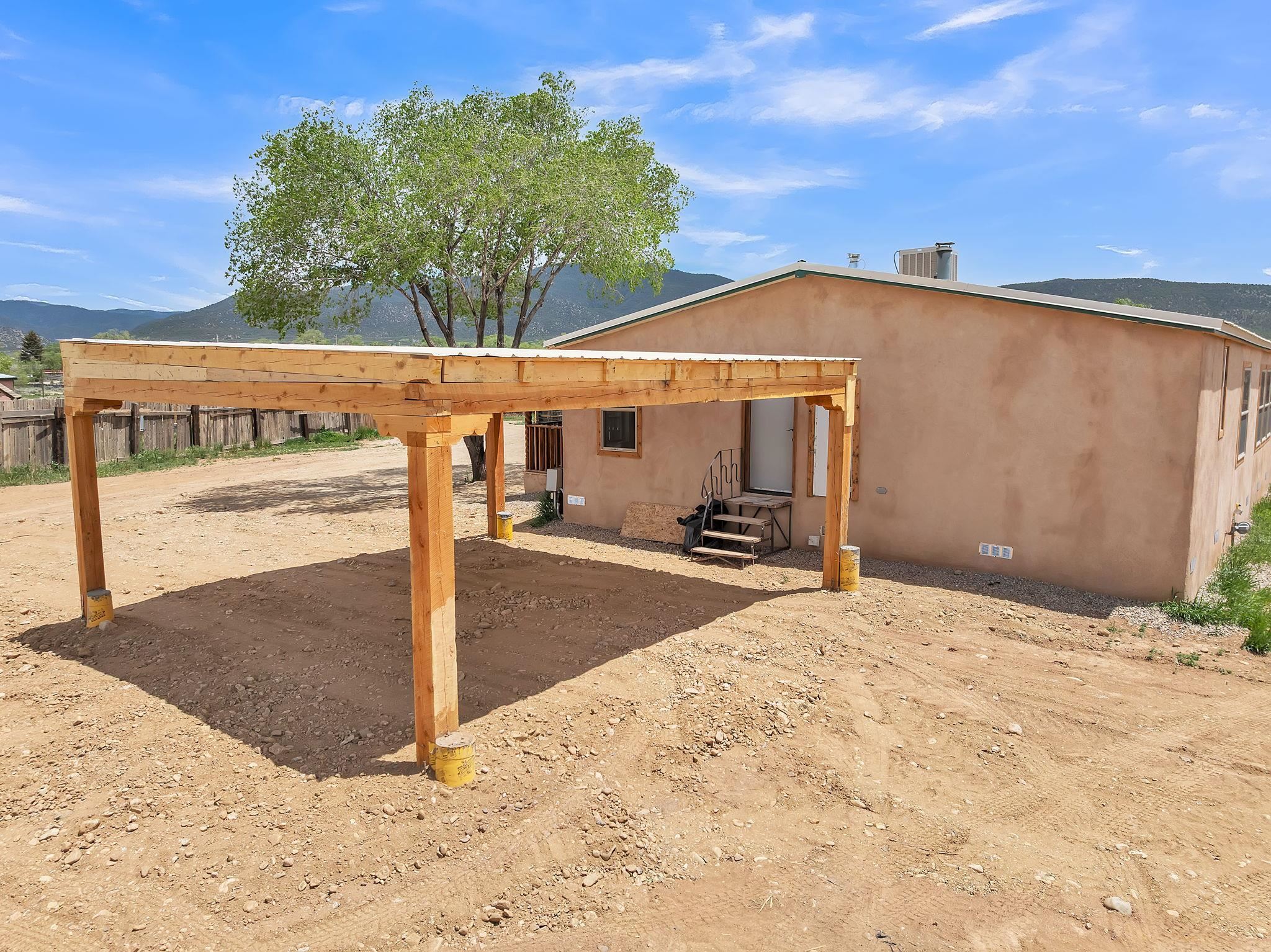 16 Medina Lane, Ranchos de Taos, New Mexico image 42