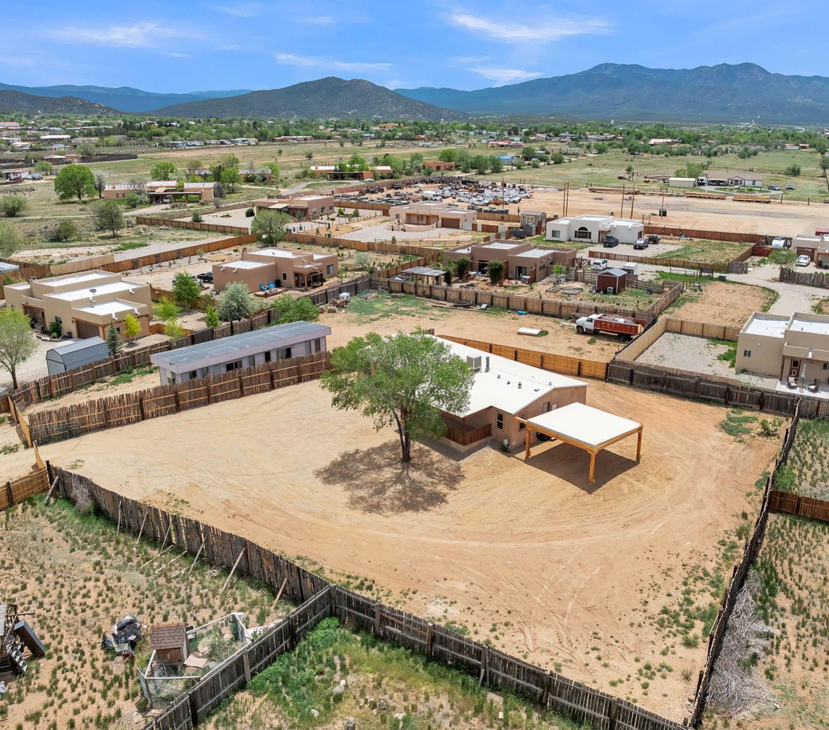 16 Medina Lane, Ranchos de Taos, New Mexico image 43