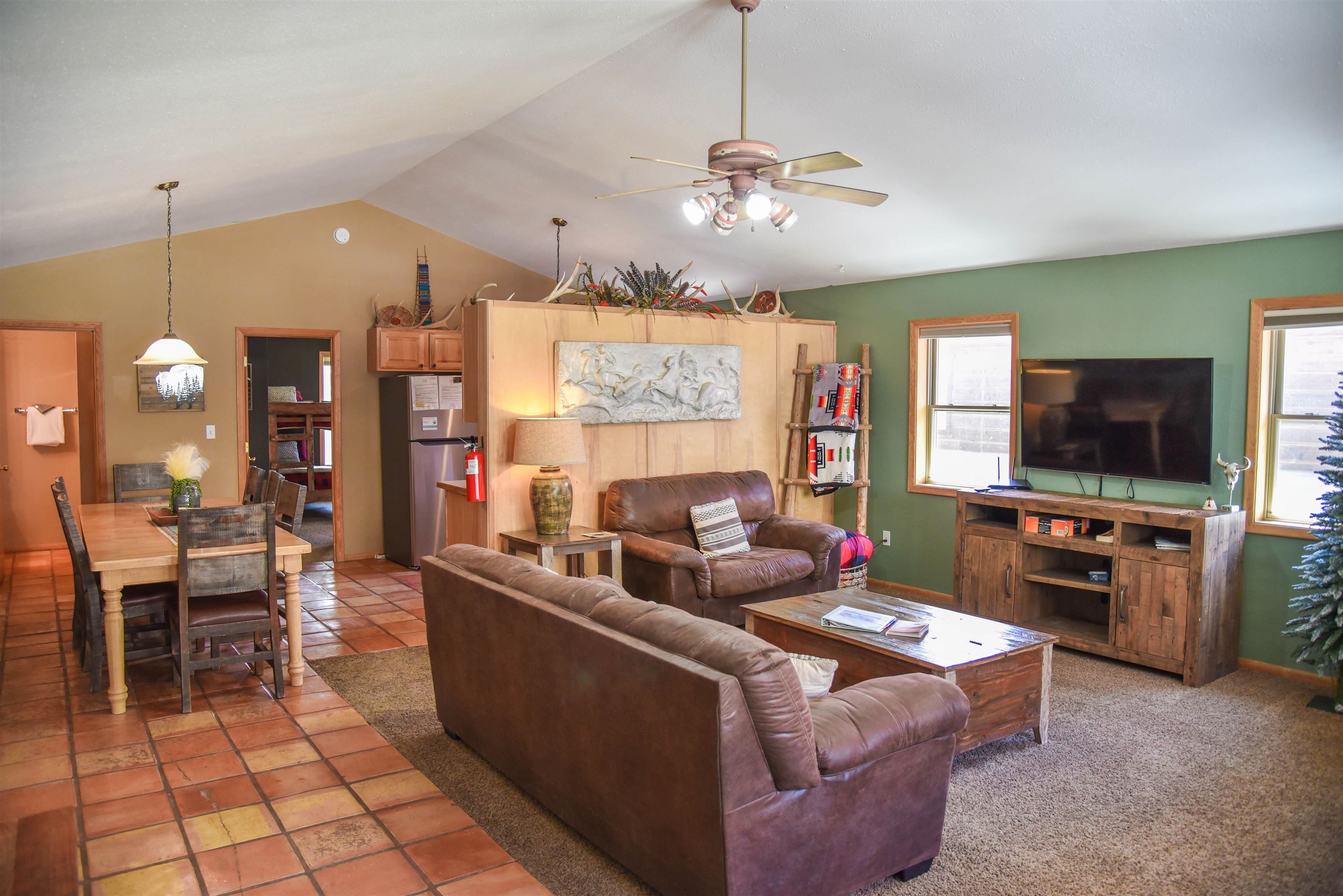 919 Tenderfoot Ct, Red River, New Mexico image 2