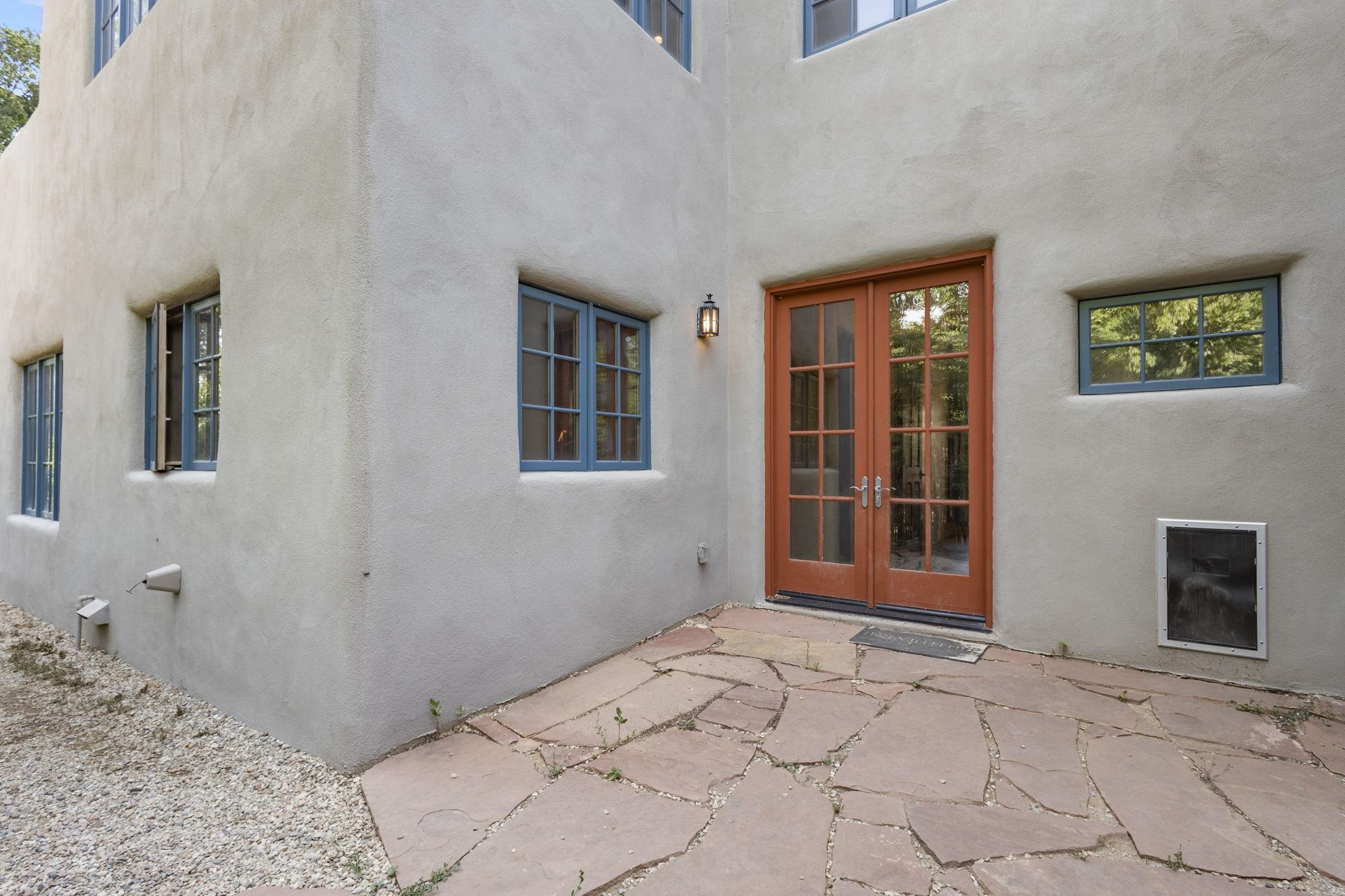 213 Lund Street, Taos, New Mexico image 9