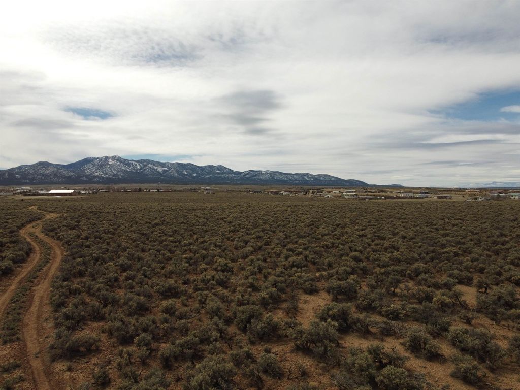 Photo of TBD Cuchilla, Ranchos de Taos, NM 87557 (MLS # 114517)