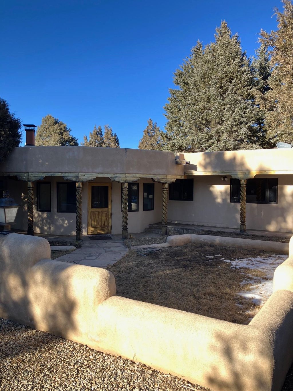 Photo of 11 Farrell St, Taos, NM 87571 (MLS # 114625)