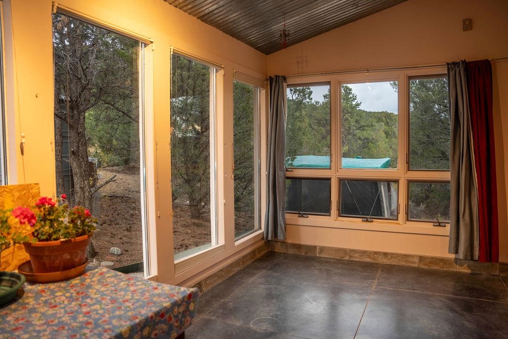 Ranchos De Taos, New Mexico 87557, United States, 2 Bedrooms Bedrooms, ,2 BathroomsBathrooms,Residential,Active,247321