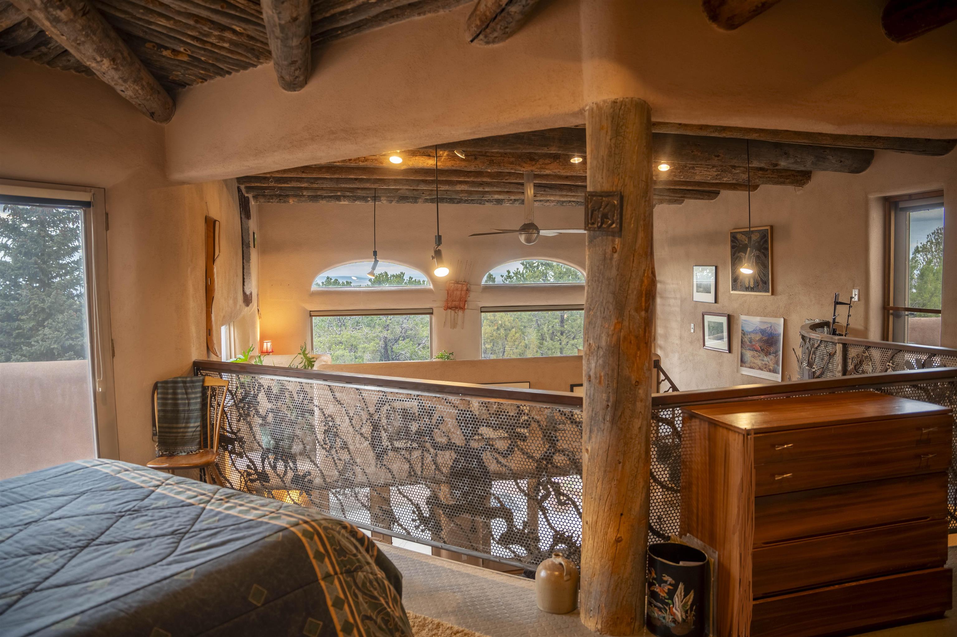 Ranchos De Taos, New Mexico 87557, United States, 2 Bedrooms Bedrooms, ,2 BathroomsBathrooms,Residential,Active,247321