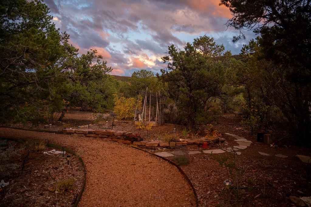 Ranchos De Taos, New Mexico 87557, United States, 2 Bedrooms Bedrooms, ,2 BathroomsBathrooms,Residential,Active,247321