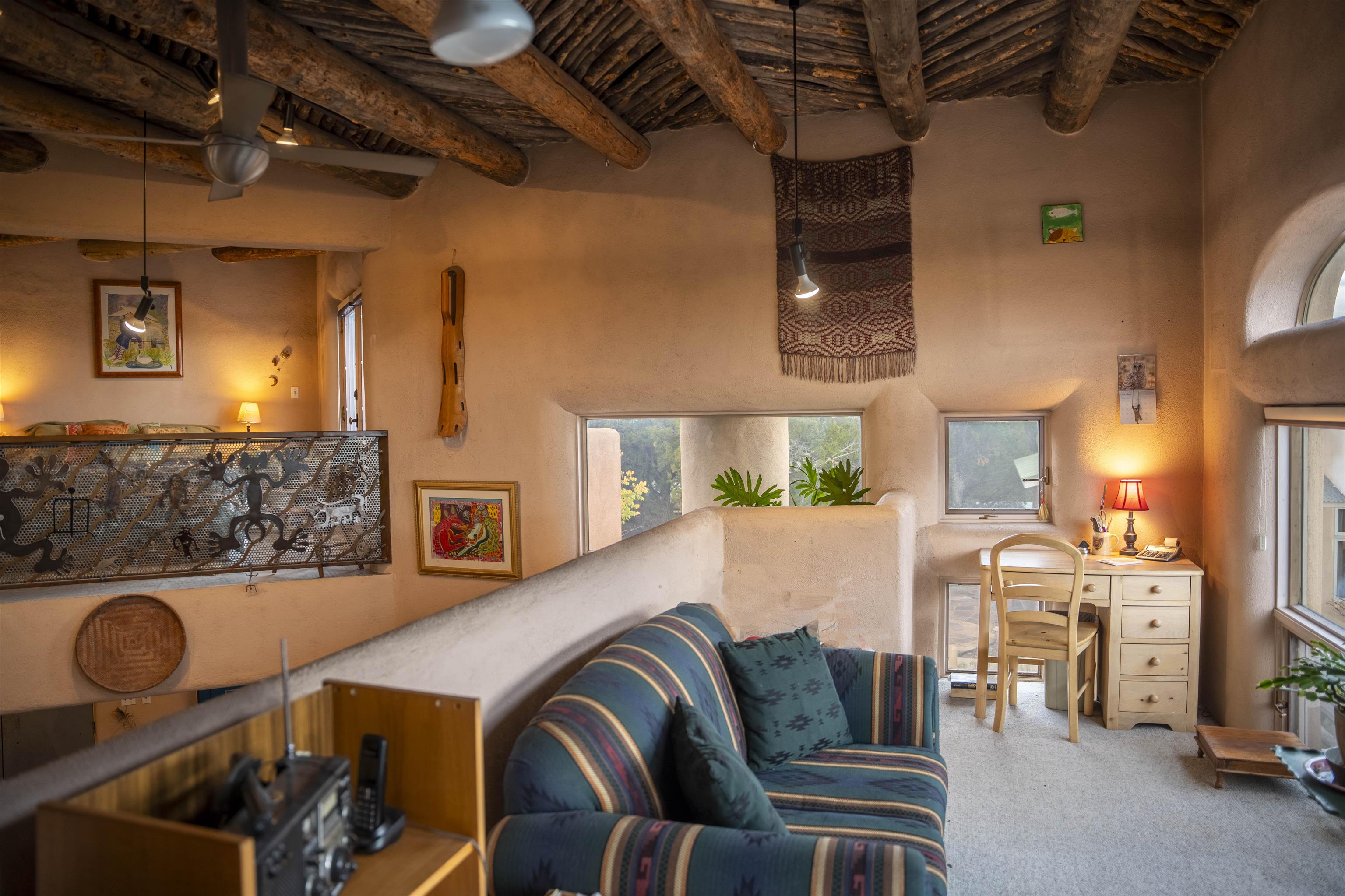 Ranchos De Taos, New Mexico 87557, United States, 2 Bedrooms Bedrooms, ,2 BathroomsBathrooms,Residential,Active,247321