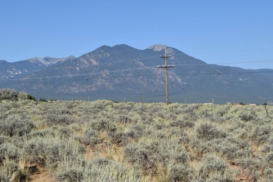 Tr A2 Blueberry Hill, El Prado, New Mexico image 1