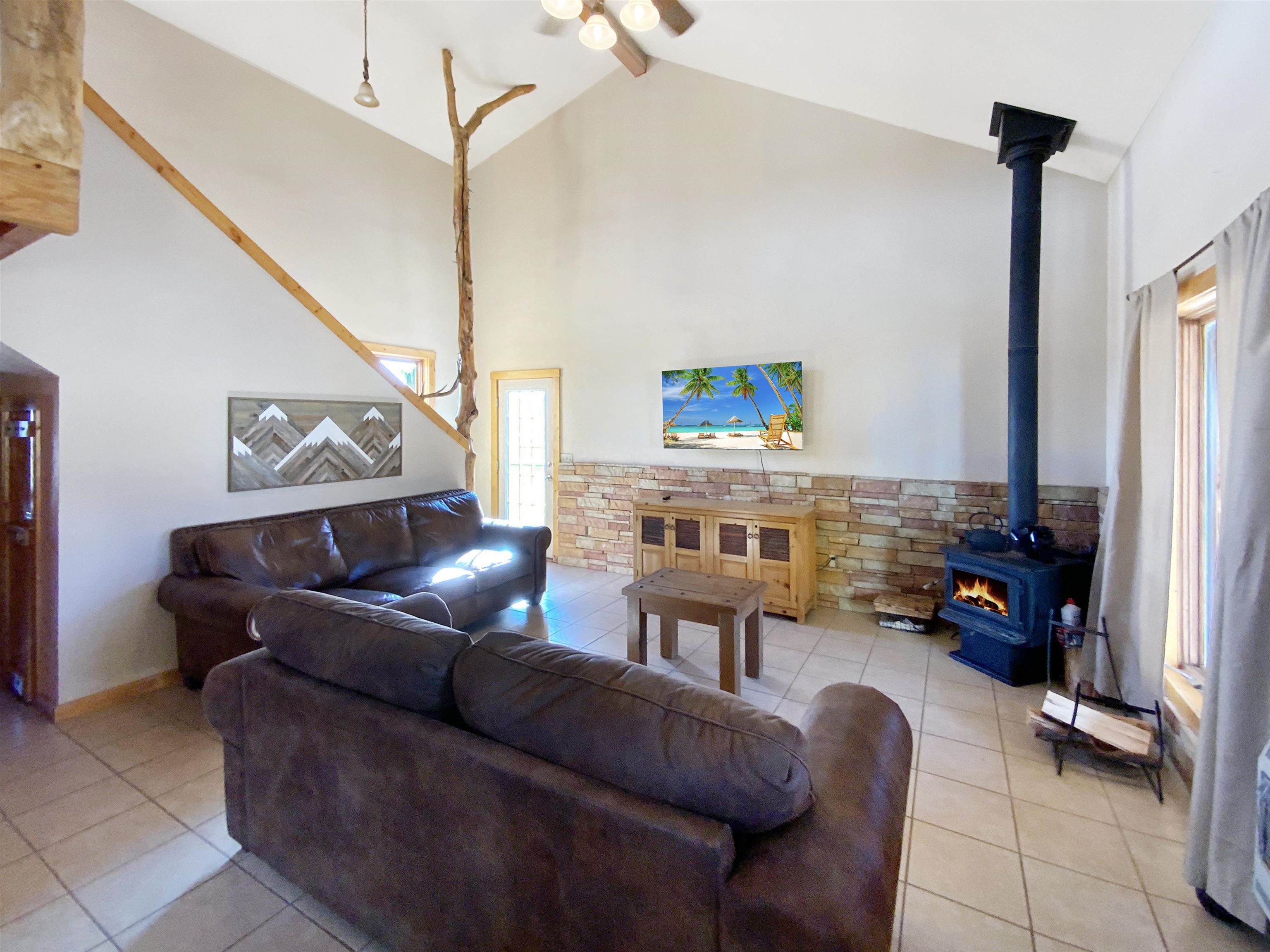 321 Neal Ave, Eagle Nest, New Mexico image 3