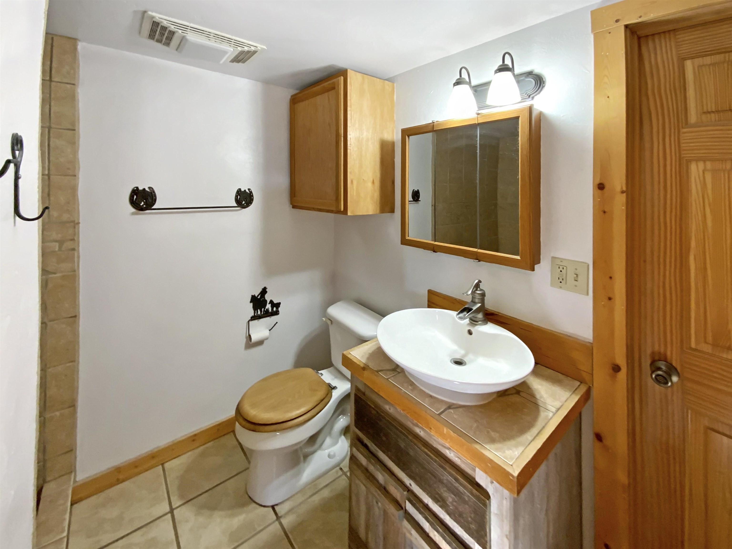 321 Neal Ave, Eagle Nest, New Mexico image 17