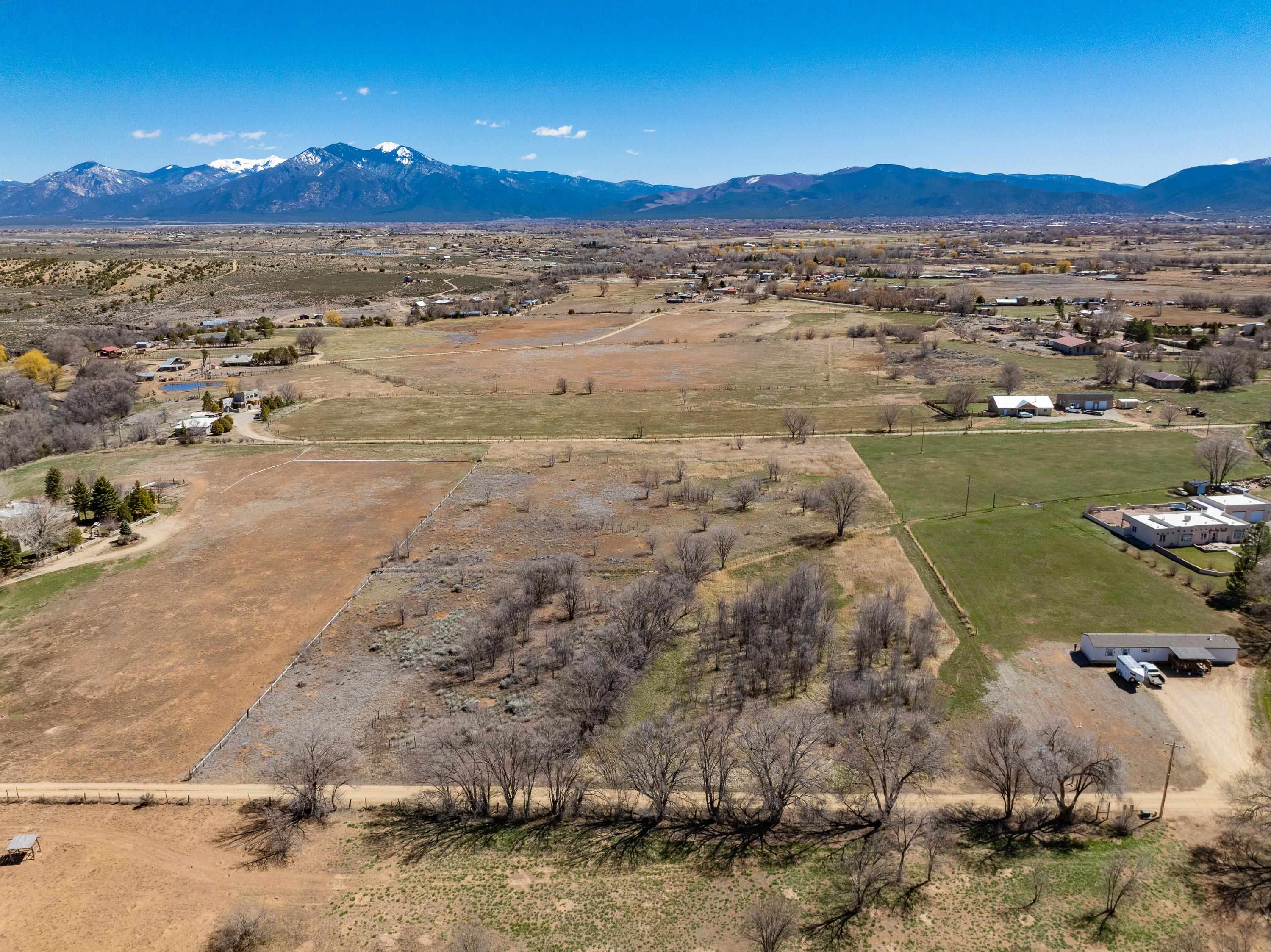 Ranchos De Taos, New Mexico 87557, United States, ,Land,Active,117661