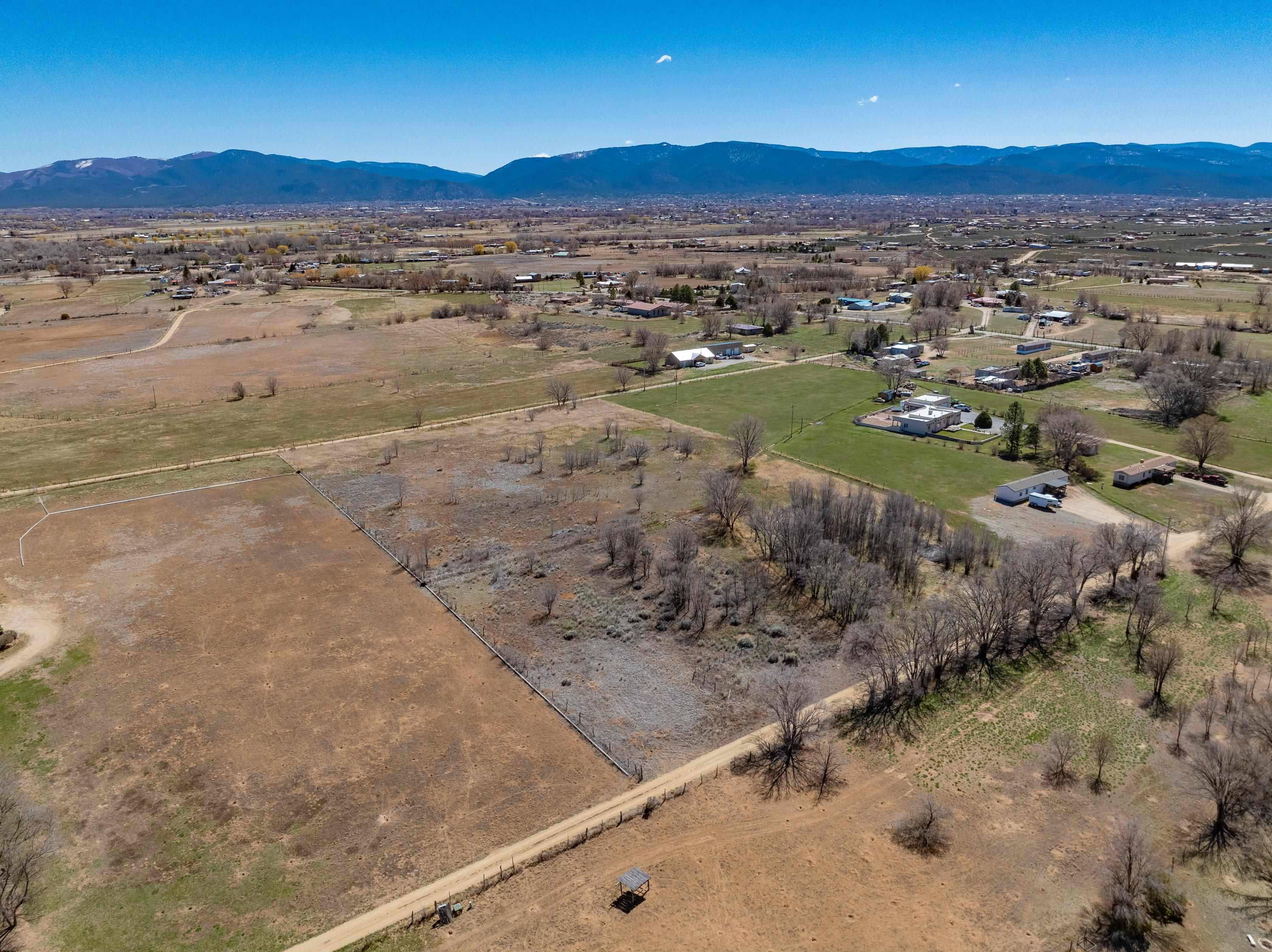 Ranchos De Taos, New Mexico 87557, United States, ,Land,Active,117661