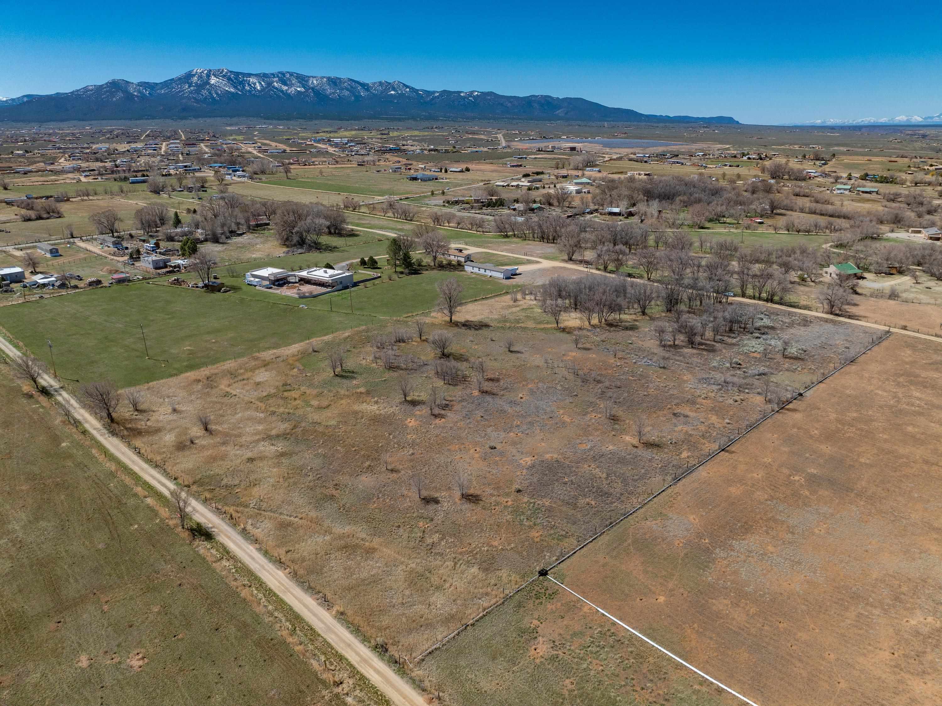 Ranchos De Taos, New Mexico 87557, United States, ,Land,Active,117661