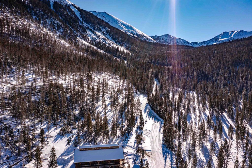 Photo of 10 Blue Jay Ridge, Taos Ski Valley, NM 87525 (MLS # 114512)