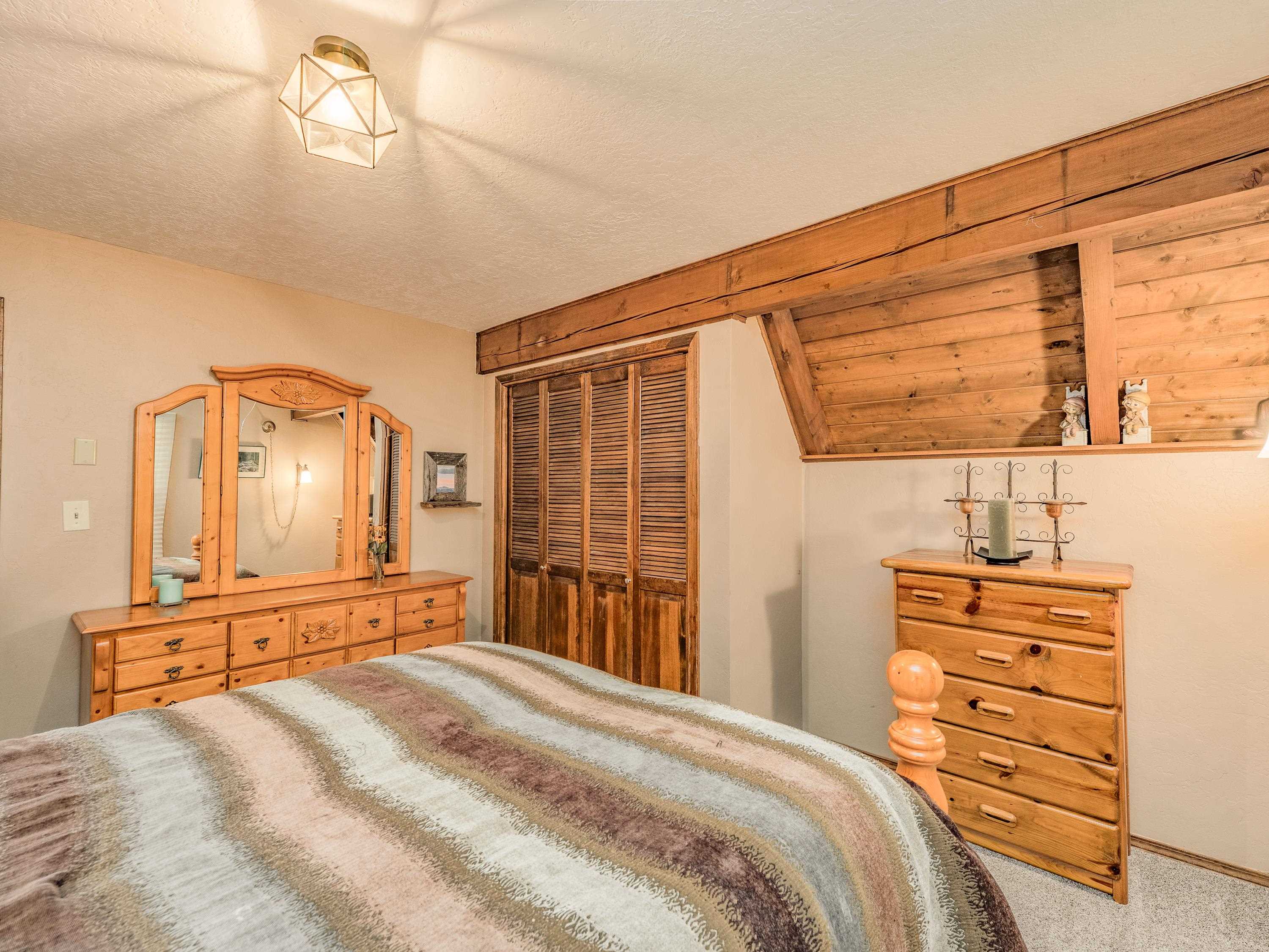 Angel Fire, New Mexico 87710, United States, 3 Bedrooms Bedrooms, ,2 BathroomsBathrooms,Residential,Active,233452