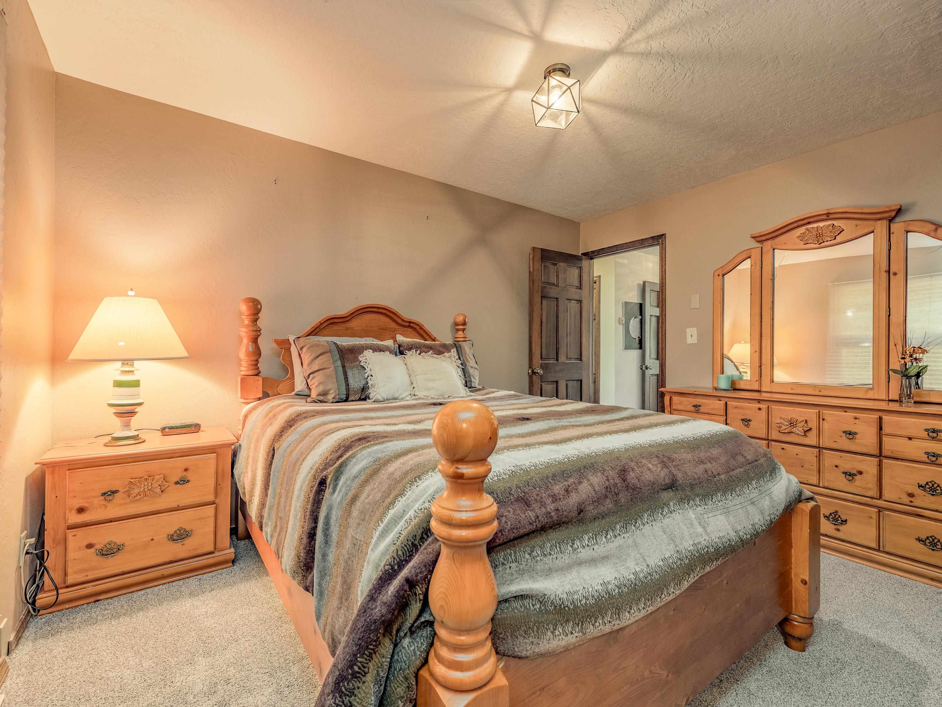 Angel Fire, New Mexico 87710, United States, 3 Bedrooms Bedrooms, ,2 BathroomsBathrooms,Residential,Active,233452