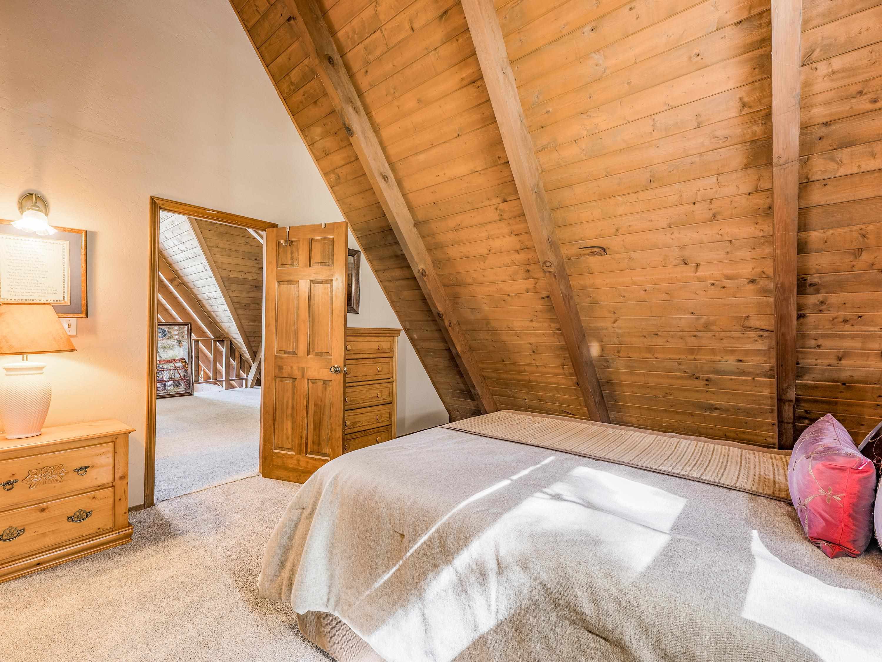 Angel Fire, New Mexico 87710, United States, 3 Bedrooms Bedrooms, ,2 BathroomsBathrooms,Residential,Active,233452