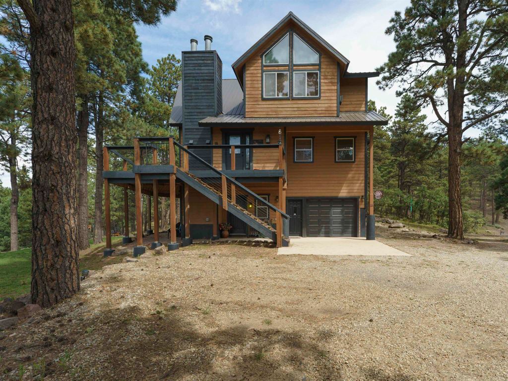 Photo of 131 El Camino Real Real, Angel Fire, NM 87710 (MLS # 114039)