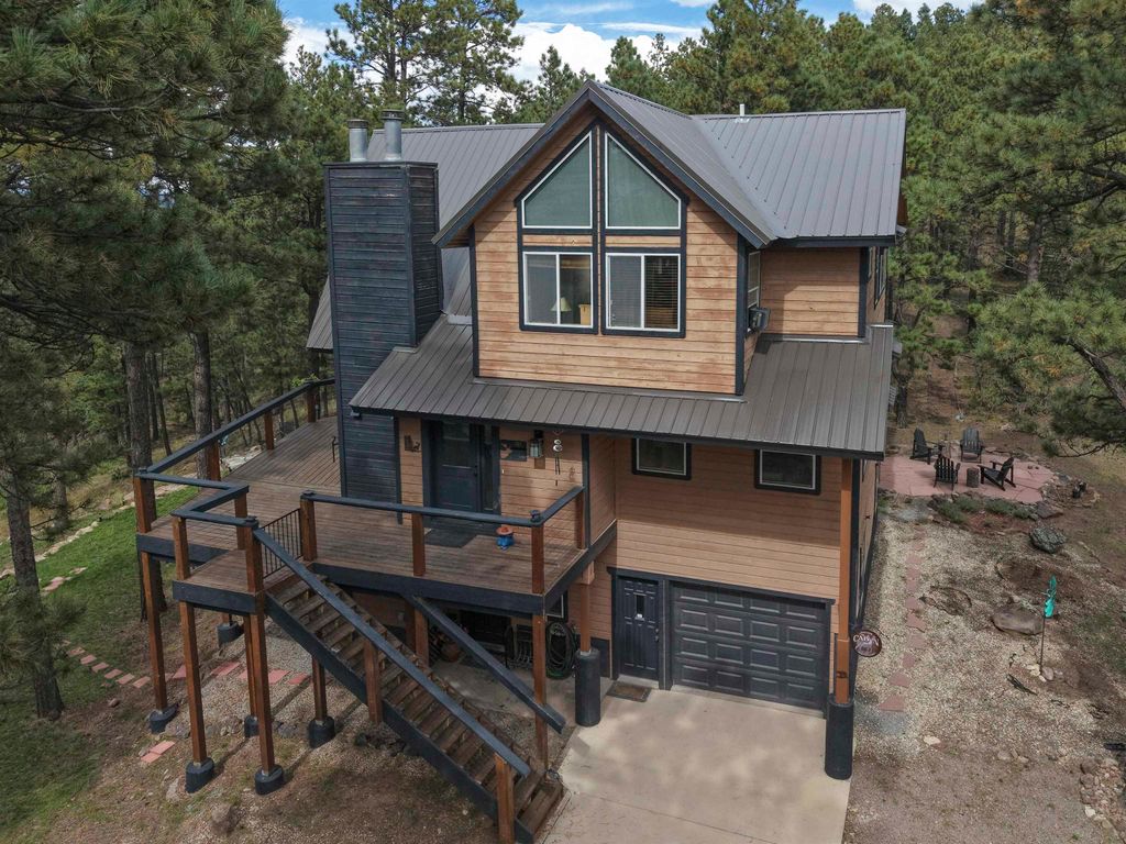 Photo of 131 El Camino Real Real, Angel Fire, NM 87710 (MLS # 114039)