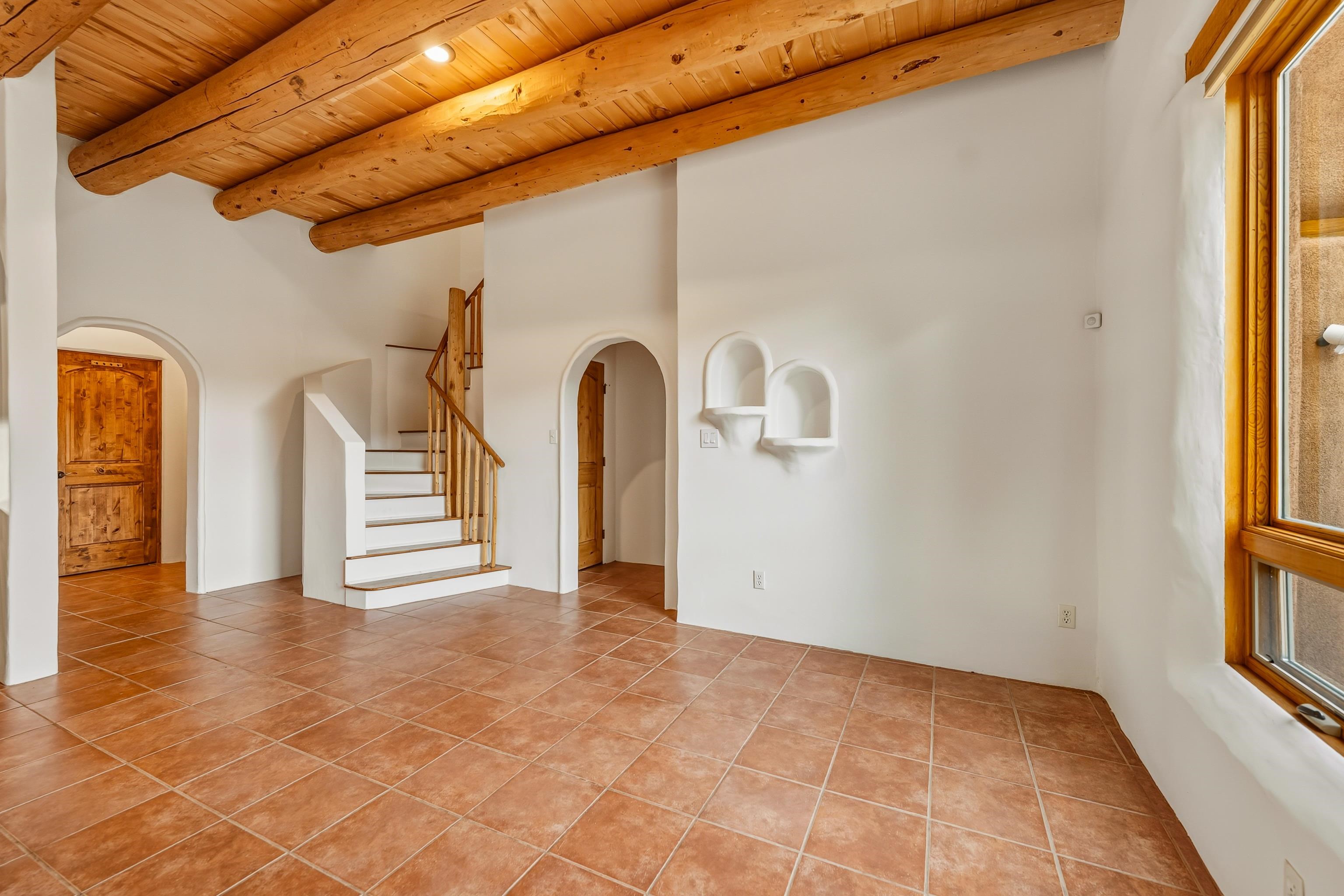 Arroyo Seco, New Mexico 87514, United States, 3 Bedrooms Bedrooms, ,3 BathroomsBathrooms,Residential,Active,240342