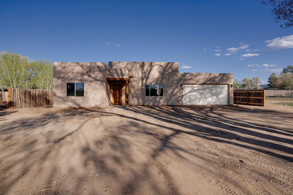 Photo of 111 Camino Juan, Taos, NM 87571 (MLS # 114609)