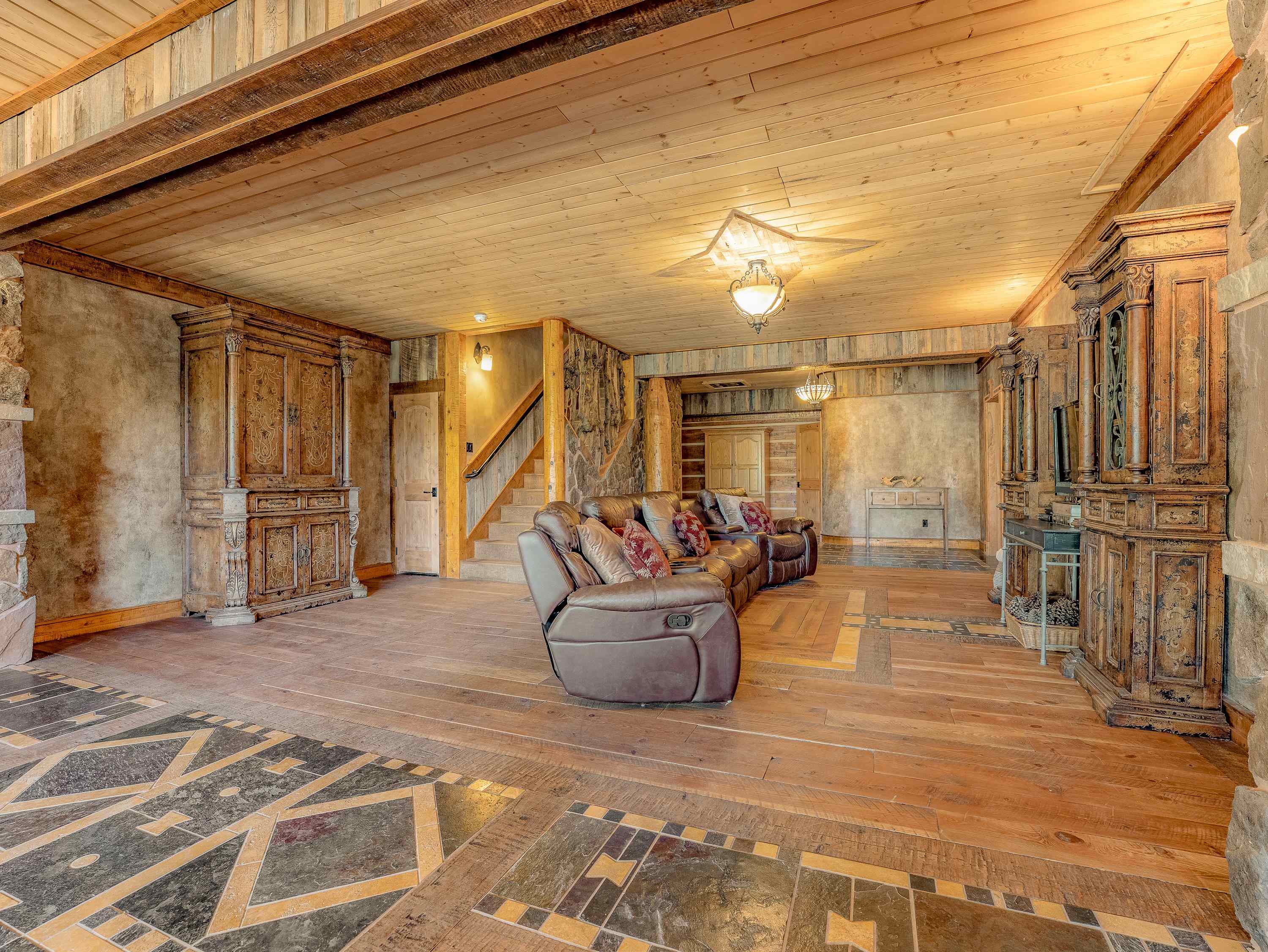 Angel Fire, New Mexico 87710, United States, 5 Bedrooms Bedrooms, ,6 BathroomsBathrooms,Residential,Active,256418