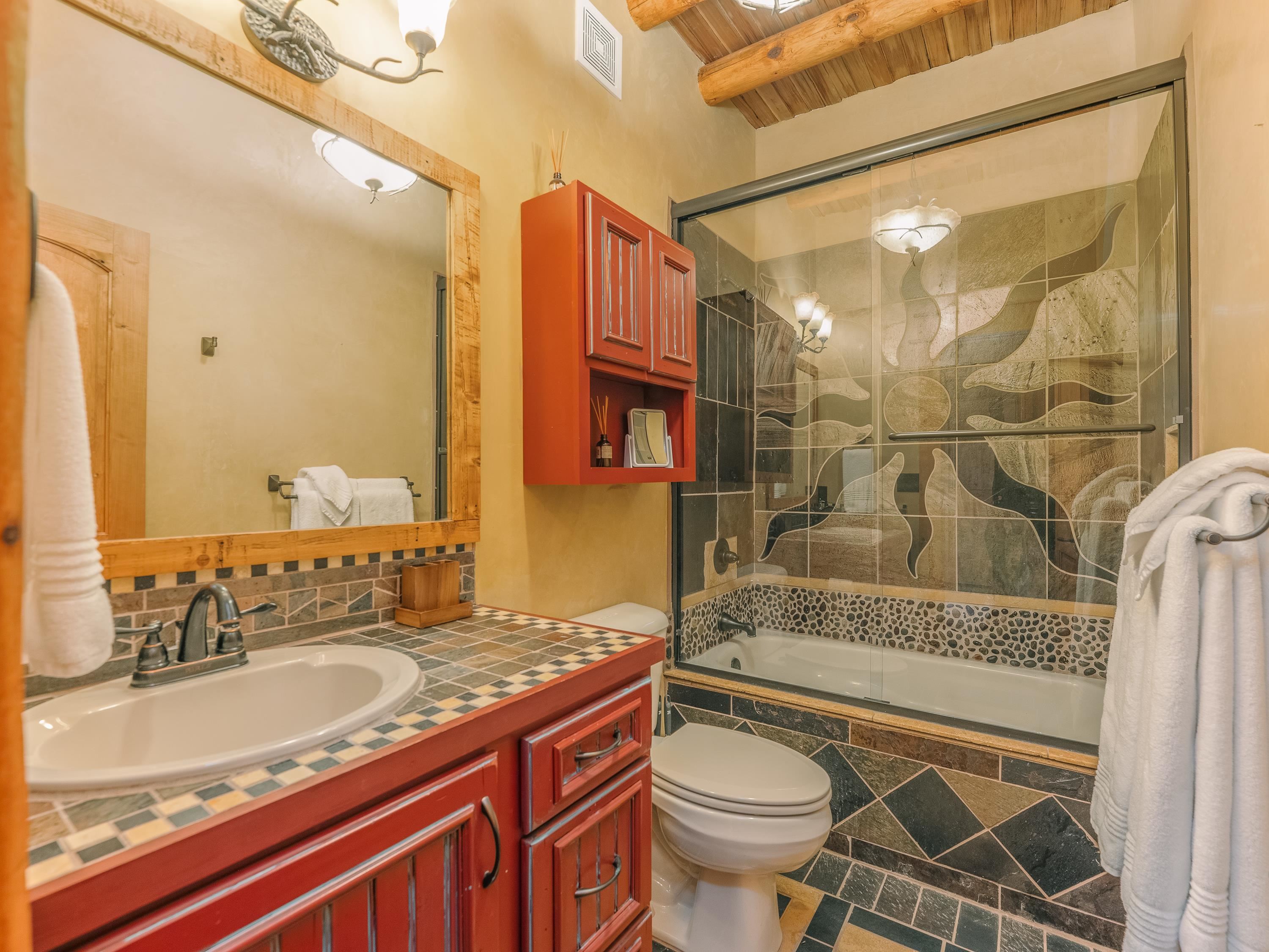 Angel Fire, New Mexico 87710, United States, 5 Bedrooms Bedrooms, ,6 BathroomsBathrooms,Residential,Active,256418