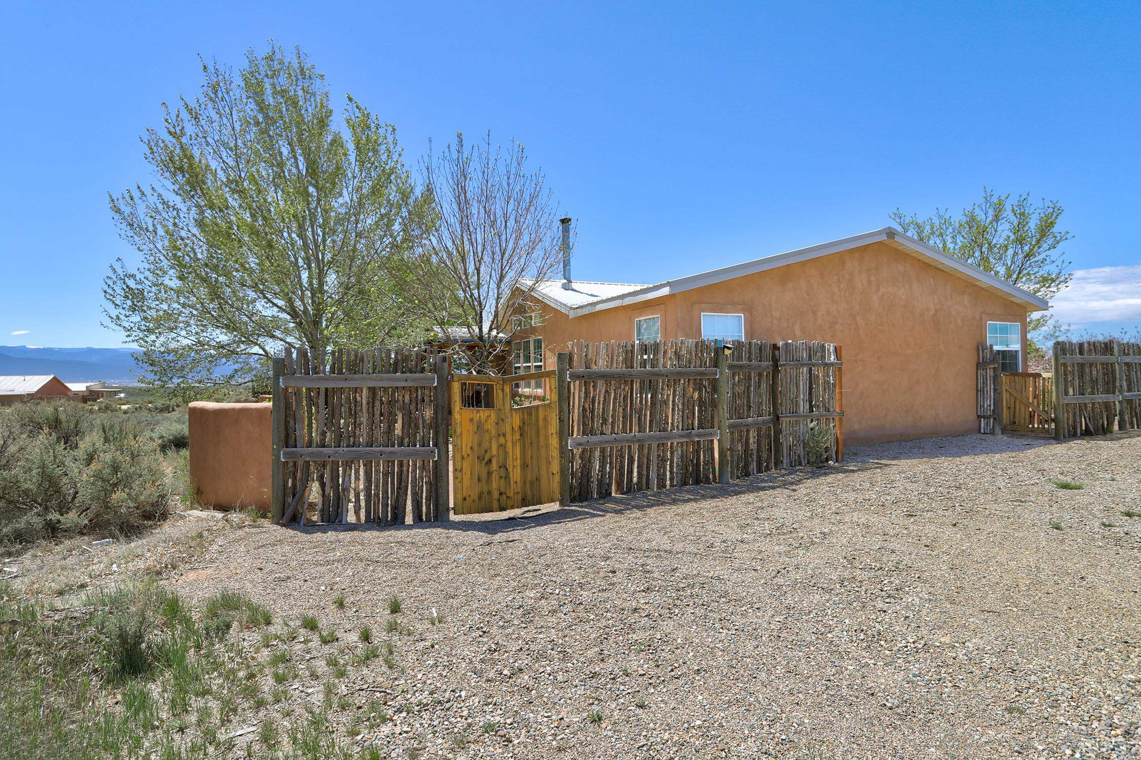 1 Red Sky Road, El Prado, New Mexico image 24