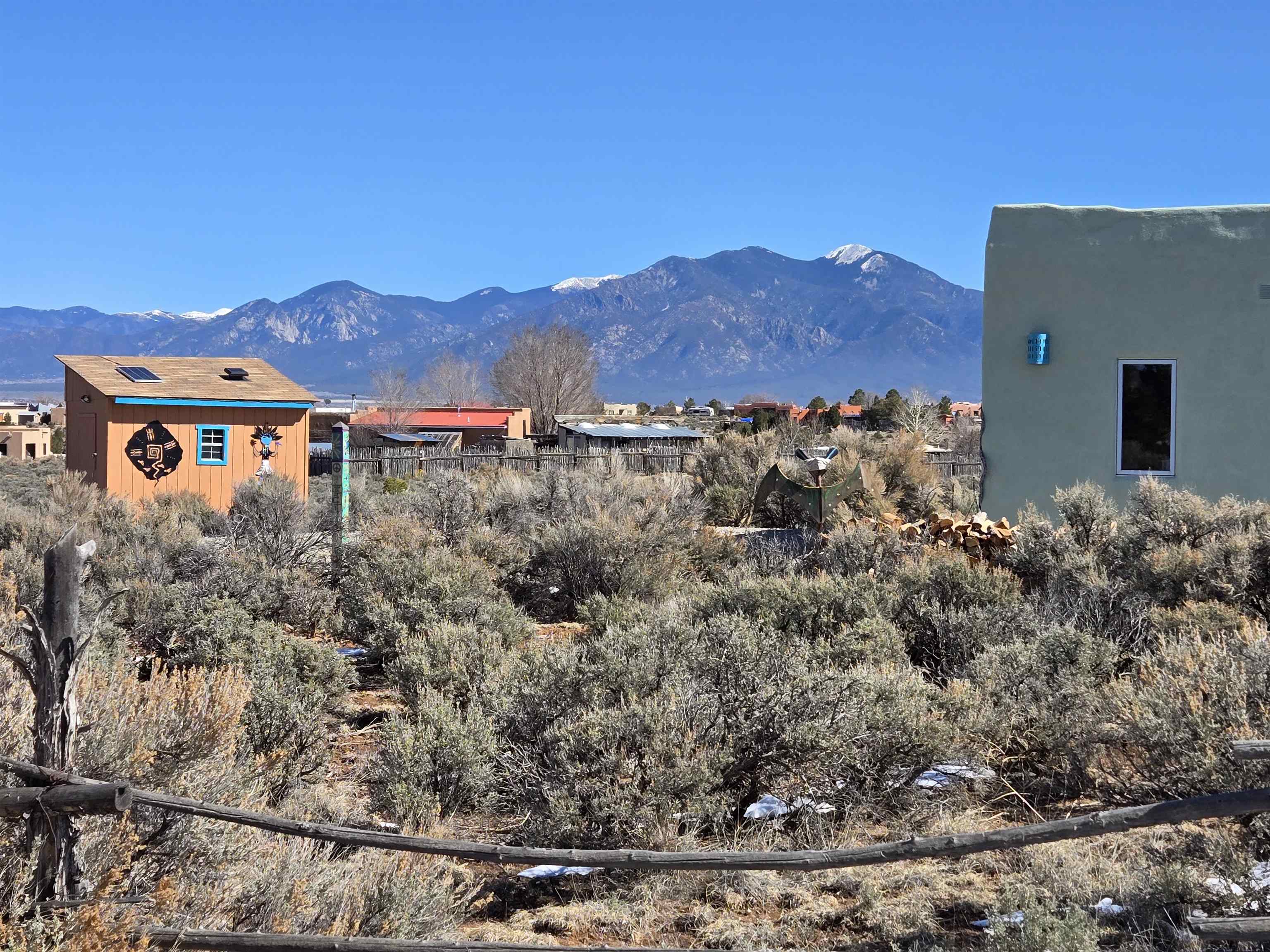 27 Camino Campana, Ranchos de Taos, New Mexico image 32