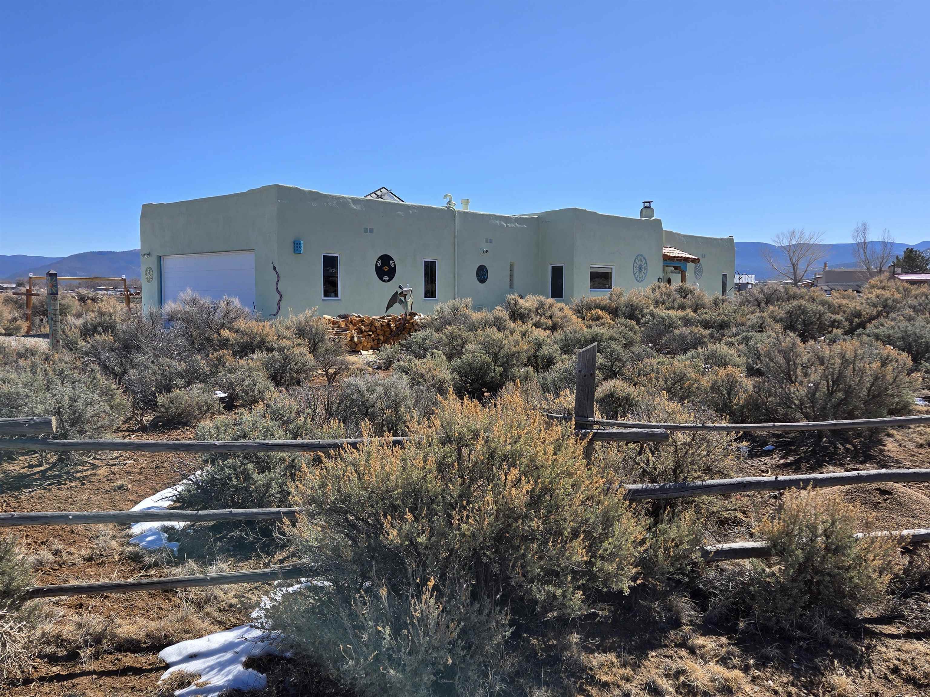 27 Camino Campana, Ranchos de Taos, New Mexico image 33