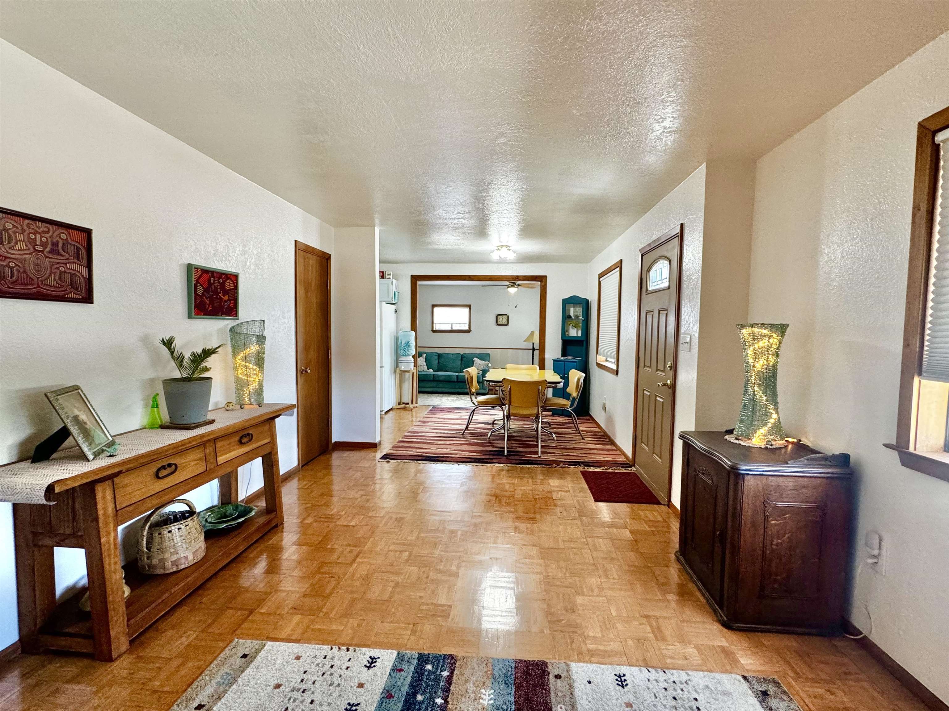 920 Calle Del Llano, Taos, New Mexico image 10