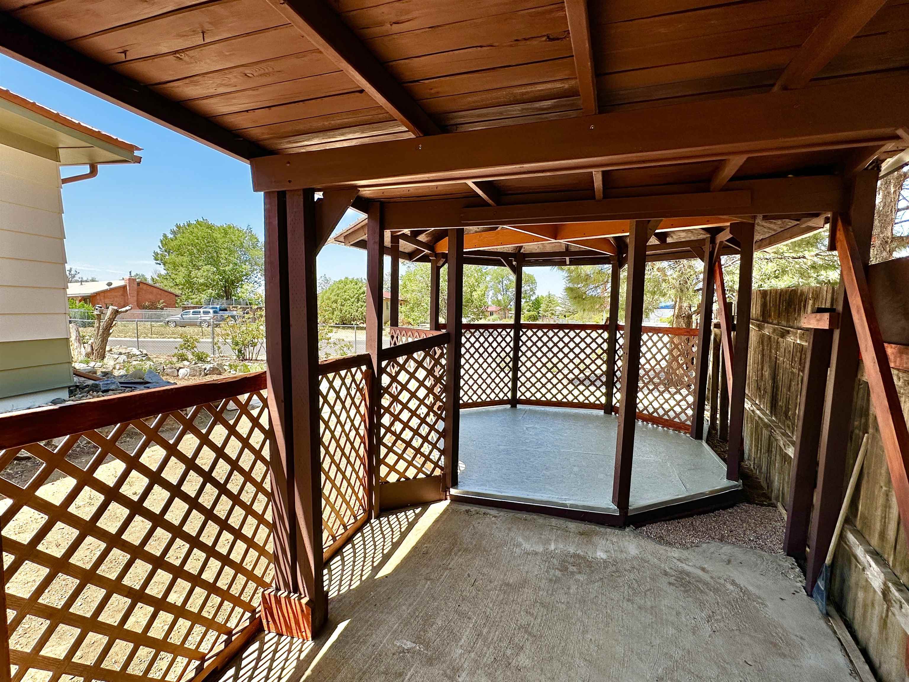 920 Calle Del Llano, Taos, New Mexico image 9