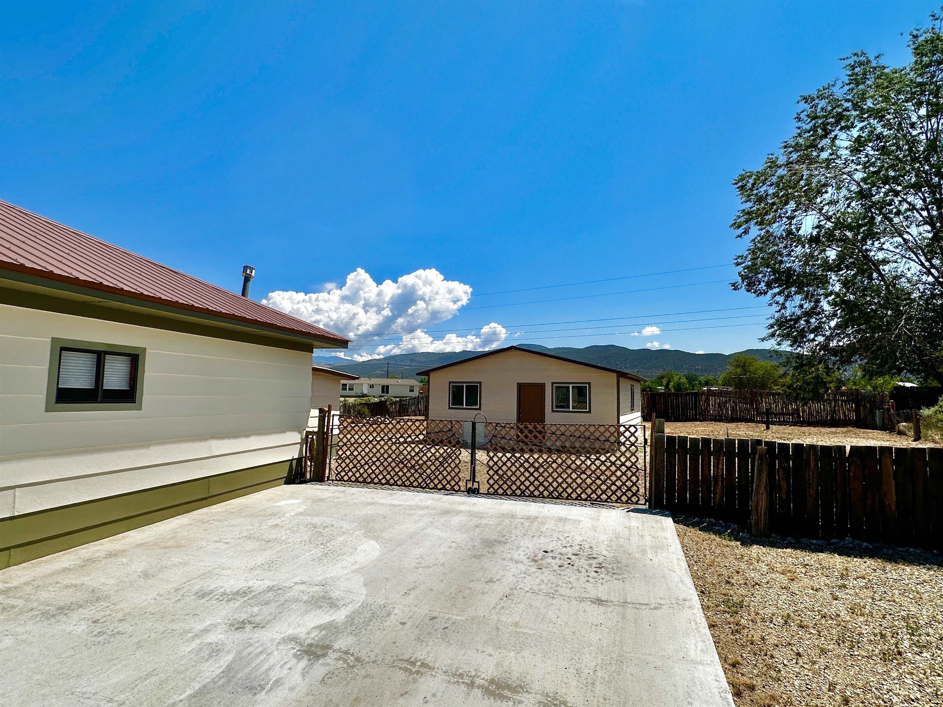 920 Calle Del Llano, Taos, New Mexico image 3