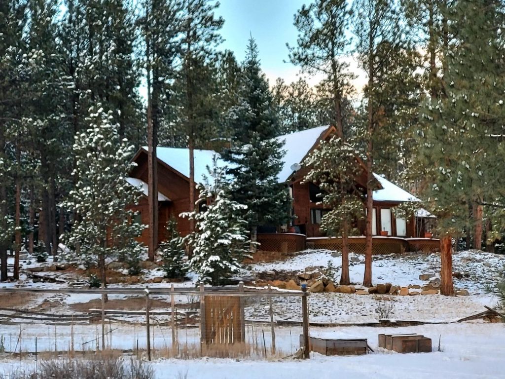 Photo of 70 Corner Park Rd, Angel Fire, NM 87710 (MLS # 114146)