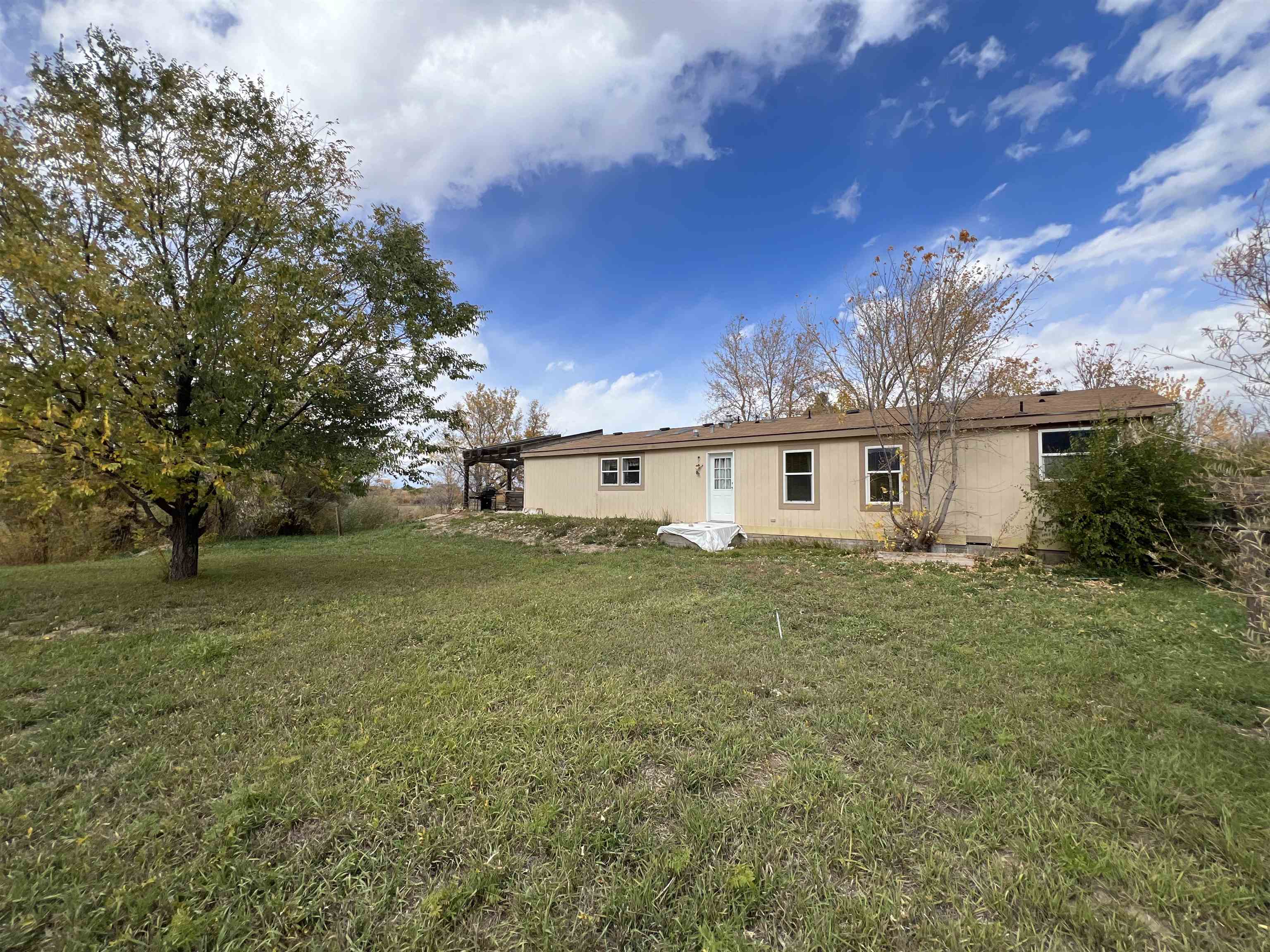 10  B Gonzales Lane, Ranchos de Taos, New Mexico image 2