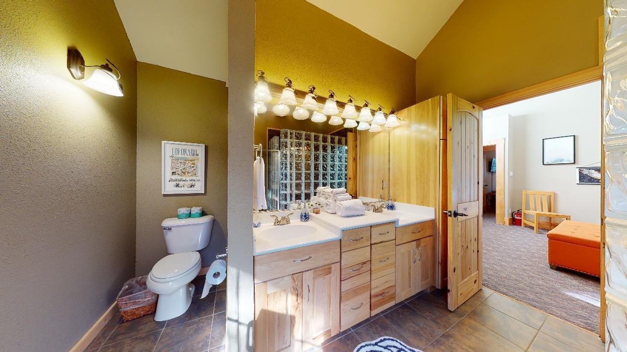 241 El Camino Real, Angel Fire, New Mexico image 4