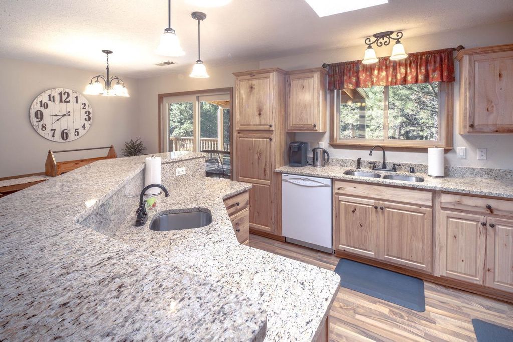 Photo of 73 Halo Pines Ct, Angel Fire, NM 87710 (MLS # 114276)