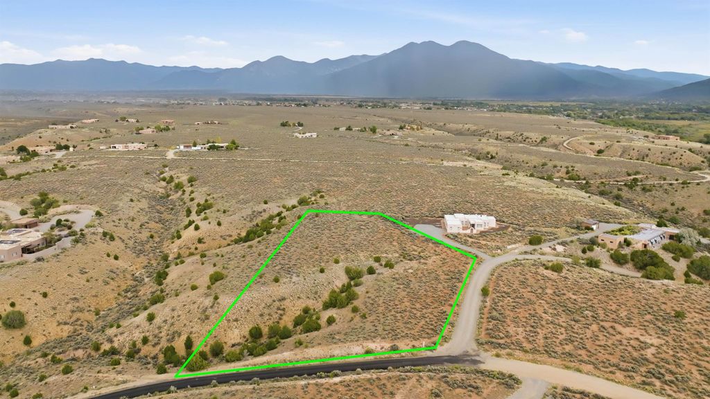 Photo of Nighthawk Trail Lot 1, El Prado, NM 87529 (MLS # 114589)