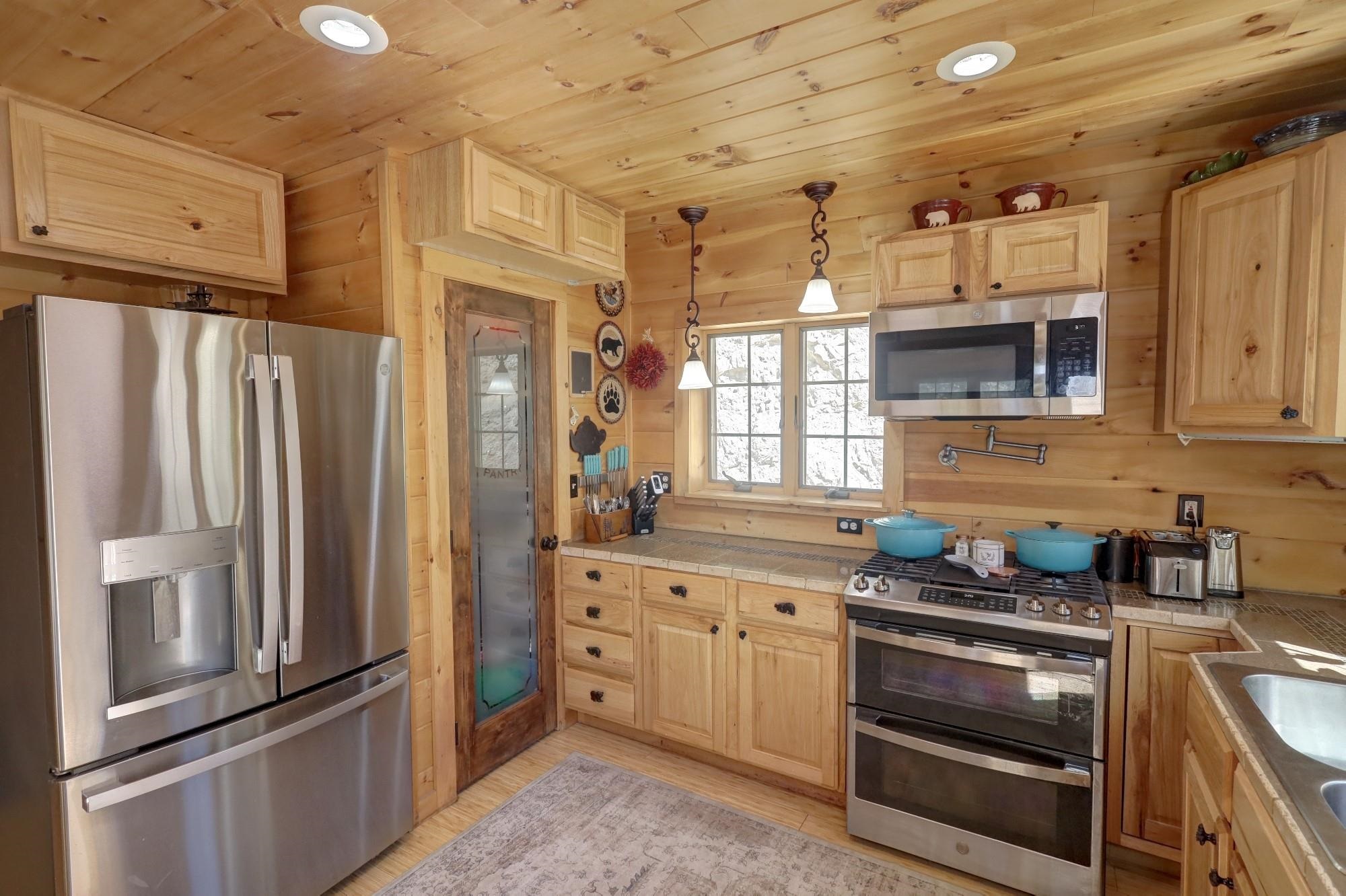 302 Wild Oak, Red River, New Mexico image 4