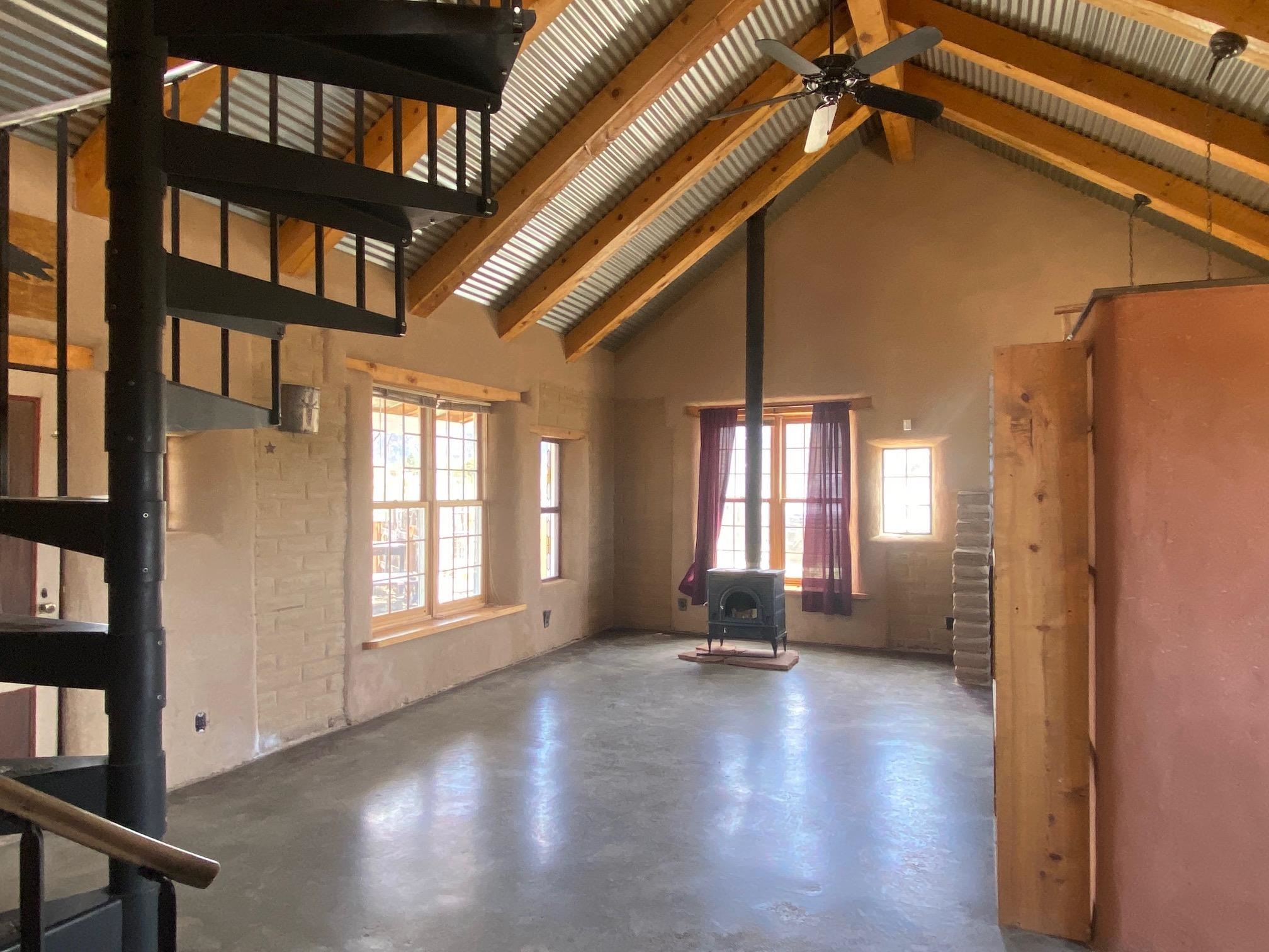 1227 Estrella Rd, Taos, New Mexico image 4
